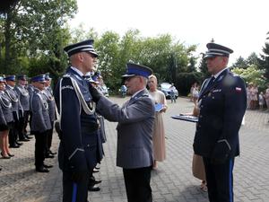 Wręczenie medali policjantom