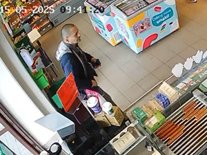 wizerunek mężczyzny mogącego mieć związek ze zdarzeniem